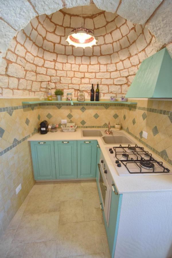 Bed and Breakfast Trulli Petra Chiara Локоротондо Екстер'єр фото